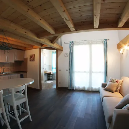 לינה וארוחת בוקר Bombyx ברגמו