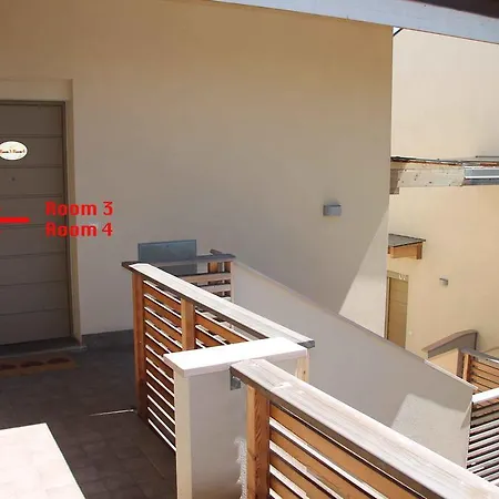 לינה וארוחת בוקר Bombyx ברגמו