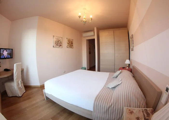 Bombyx Bed and Breakfast 3*