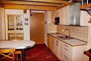 Bed & Breakfast Bombyx